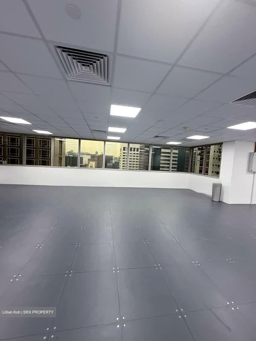 Odeon Towers (D7), Office #545516631